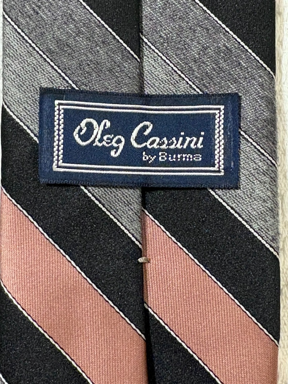Vintage Oleg Cassini Striped Necktie Mauve Black Gray 2.75" Skinny Tie